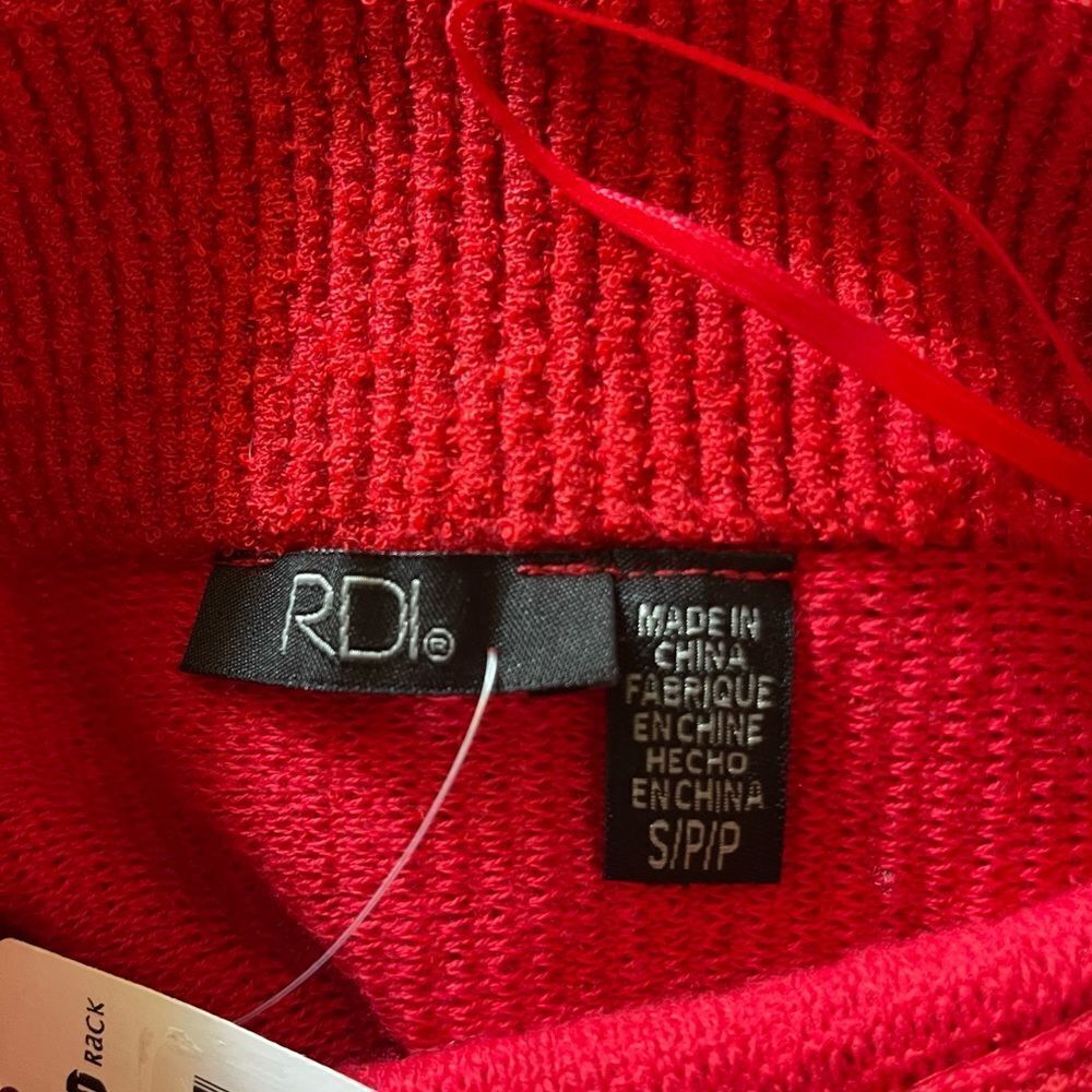 RDI Mock Poppy Red Turtleneck - Picture 3 of 6